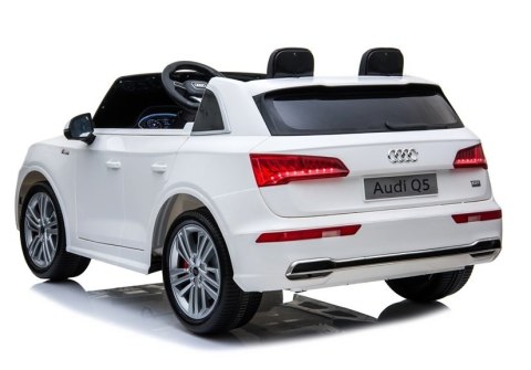 AUTO NA AKUMULATOR DWUOSOBOWE AUDI Q5 SAMOCHÓD ELEKTRYCZNY 4X4 PILOT LED AUTO NA AKUMULATOR DWUOSOBOWE AUDI Q5 SAMOCHÓD ELEKTRYCZNY 4X4 PILOT LED