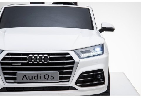 AUTO NA AKUMULATOR DWUOSOBOWE AUDI Q5 SAMOCHÓD ELEKTRYCZNY 4X4 PILOT LED AUTO NA AKUMULATOR DWUOSOBOWE AUDI Q5 SAMOCHÓD ELEKTRYCZNY 4X4 PILOT LED