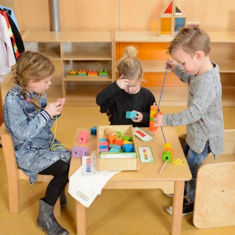 MASTERKIDZ Duża Drewniana Nawlekanka Sznurowanka Montessori