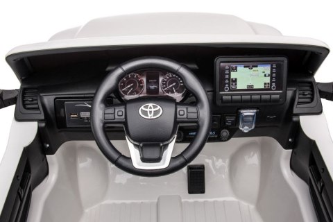 AUTO NA AKUMULATOR DLA DZIECKA TOYOTA HILUX DK-HL860 4X4 PILOT SKÓRA EVA LED RADIO MP3