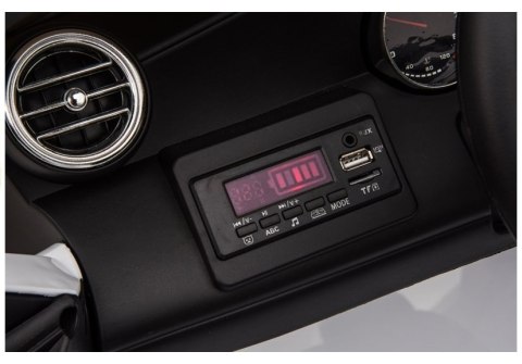 AUTO NA AKUMULATOR DLA 2 DZIECI MERCEDES GLC 63S 4X4 EVA LED SKÓRA PILOT 2.4G AUTO NA AKUMULATOR DLA 2 DZIECI MERCEDES GLC 63S 4X4 EVA LED SKÓRA PILOT 2.4G