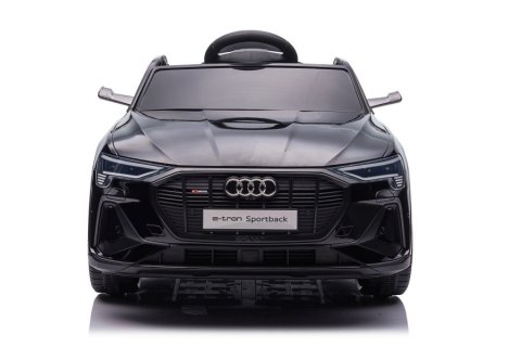 AUTO NA AKUMULATOR DLA DZIECKA AUDI E-TRON 4X4 LED EVA RADIO MP3 SKÓRA AUTO NA AKUMULATOR DLA DZIECKA AUDI E-TRON 4X4 LED EVA RADIO MP3 SKÓRA