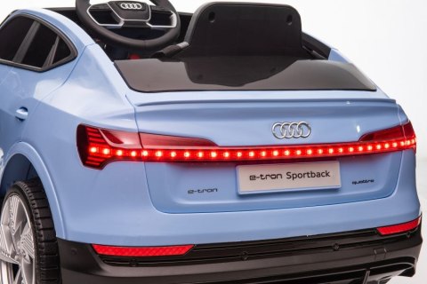 AUTO NA AKUMULATOR DLA DZIECKA AUDI E-TRON 4X4 LED EVA RADIO MP3 SKÓRA AUTO NA AKUMULATOR DLA DZIECKA AUDI E-TRON 4X4 LED EVA RADIO MP3 SKÓRA