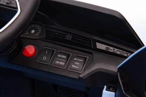 AUTO NA AKUMULATOR DLA DZIECKA AUDI E-TRON 4X4 LED EVA RADIO MP3 SKÓRA AUTO NA AKUMULATOR DLA DZIECKA AUDI E-TRON 4X4 LED EVA RADIO MP3 SKÓRA