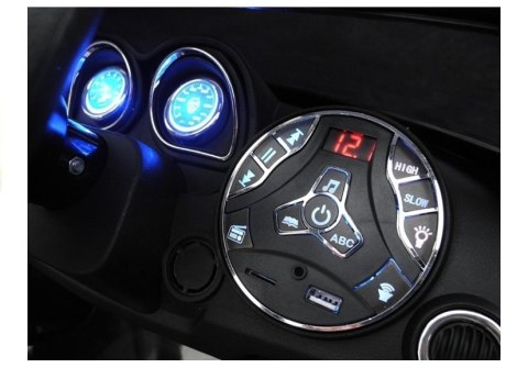 AUTO NA AKUMULATOR DLA DZIECKA CORONET S PILOT PANEL MUZYCZNY ŚWIATŁA LED