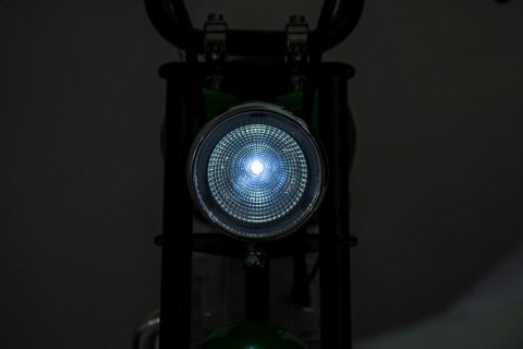 MOTOR NA AKUMULATOR DLA DZIECKA CHOPPER A9902 350W KOŁA POMPOWANE SKÓRA LED