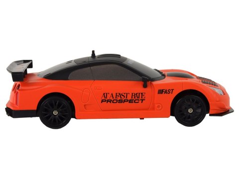 SAMOCHÓD ZDALNIE STEROWANY AUTO RC 1:24 DRIFT 15KM/H WYMIENNE KOŁA PILOT 2.4G SAMOCHÓD ZDALNIE STEROWANY AUTO RC 1:24 DRIFT 15KM/H WYMIENNE KOŁA PILOT 2.4G