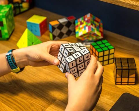 Kostka sudoku SPEED CUBE - BIAŁA Kostka sudoku SPEED CUBE - BIAŁA