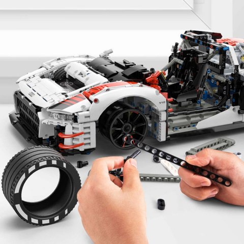 KLOCKI KONSTRUKCYJNE RASTAR SAMOCHÓD AUTO RC AUDI R8 ZESTAW 3322 EL. PILOT