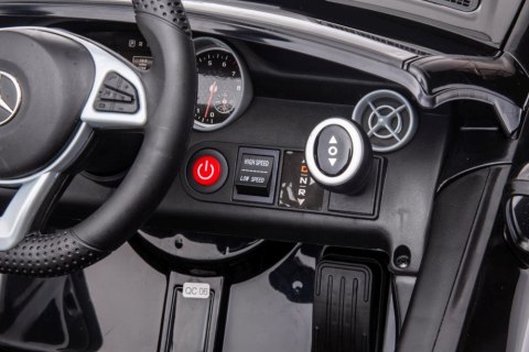 Auto Na Akumulator Mercedes SLC 300 Czarny Auto Na Akumulator Mercedes SLC 300 Czarny