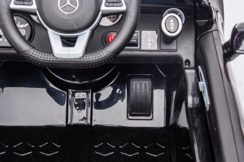 AUTO NA AKUMULATOR DLA DZIECKA MERCEDES SLC 300 2X45W EVA PILOT SKÓRA LED MP3 AUTO NA AKUMULATOR DLA DZIECKA MERCEDES SLC 300 2X45W EVA PILOT SKÓRA LED MP3