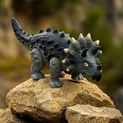 Dinozaur Triceratops zabawka interaktywna na baterie chodzi świeci ryczy Dinozaur Triceratops zabawka interaktywna na baterie chodzi świeci ryczy