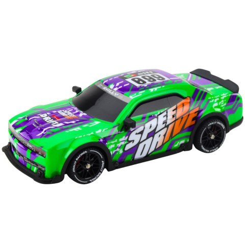 SAMOCHÓD ZDALNIE STEROWANY DRIFT RC ŚWIECĄCA KAROSERIA WYMIENNE KOŁA PILOT 2.4 AKU