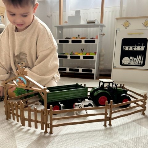 ZESTAW MINI FARMA TRAKTOR ZWIERZĘTA OSADA ROLNIK 1:24 POJAZD DLA DZIECI