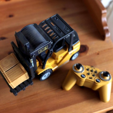 WÓZEK WIDŁOWY ZDALNIE STEROWANY 1:24 FUNKCJE PARA DŹWIĘKI ŚWIATŁA PILOT 2.4G