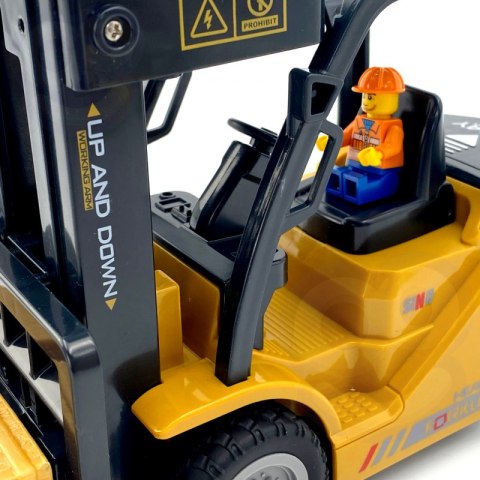 WÓZEK WIDŁOWY ZDALNIE STEROWANY 1:24 FUNKCJE PARA DŹWIĘKI ŚWIATŁA PILOT 2.4G