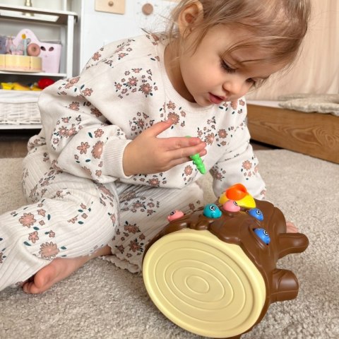 GRA ZRĘCZNOŚCIOWA ZŁAP ROBACZKA DLA DZIECI SKARBONKA WAŃKA WSTAŃKA JAJKO