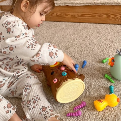 GRA ZRĘCZNOŚCIOWA ZŁAP ROBACZKA DLA DZIECI SKARBONKA WAŃKA WSTAŃKA JAJKO