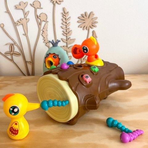 GRA ZRĘCZNOŚCIOWA ZŁAP ROBACZKA DLA DZIECI SKARBONKA WAŃKA WSTAŃKA JAJKO