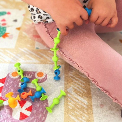 KLOCKI KONSTRUKCYJNE Z PRZYSSAWKAMI ZWARIOWANE ZWIERZAKI EDUKACYJNE KREATYWNE