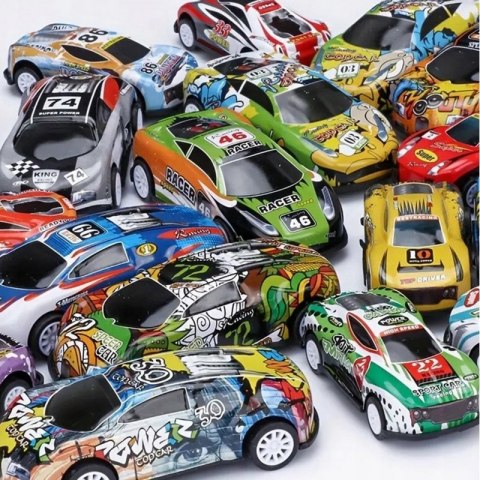 ZESTAW AUT WYŚCIGOWYCH AUTKA W PUDEŁKU 50 EL POJAZDY DLA DZIECI