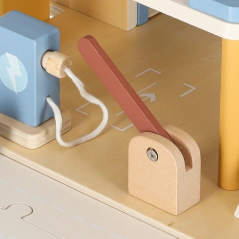 DREWNIANY PARKING GARAŻ PIĘTROWY SAMOCHODOWY AUTKA STACJA BENZYNOWA AKCESORIA