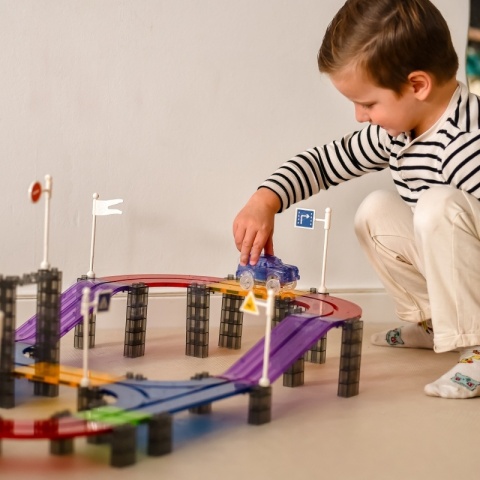 WOOPIE Magnetyczny Tor Samochodowy Wyścigowy + Autko 137 El.