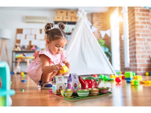 ZESTAW KAWOWY DO PARZENIA HERBATY KAWY CZAJNIK FILIŻANKI METALOWE 17 EL.