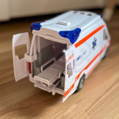WOOPIE Pogotowie Karetka Ambulans Nosze w Zestawie + Sygnały Dźwiękowe I Świetlne