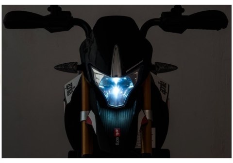 MOTOR NA AKUMULATOR DLA DZIECKA APRILIA A007 2X35W 5KM/H LED KOŁA EVA SKÓRA