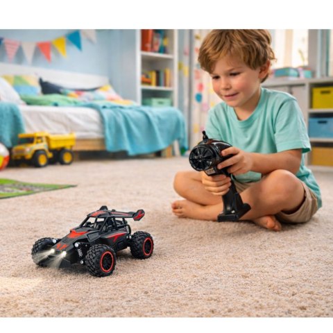 SZYBKI SAMOCHÓD TERENOWY ZDALNIE STEROWANY AUTO RC 1:18 20KM/H PILOT2.4 AKU