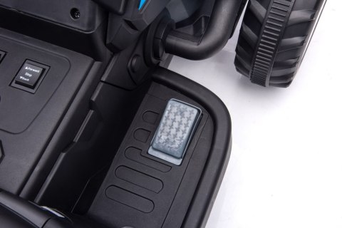 TRAKTOR NA AKUMULATOR DLA DZIECI A009B Z PRZYCZEPKĄ ŚWIATŁA LED PANEL MP3