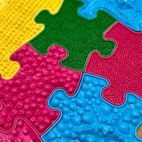 WOOPIE Mata Sensoryczna Ortopedyczna Royal Puzzle 26 el. + 4 małe