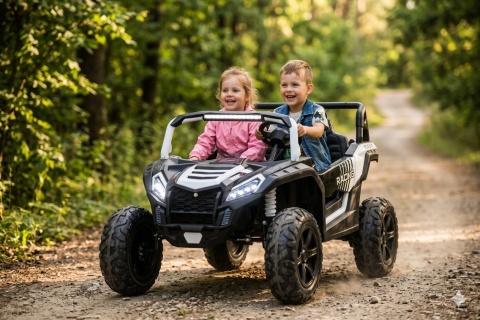 DUŻE AUTO NA AKUMULATOR BUGGY STRONG A032 180W 15KM/H KOŁA POMPOWANE SKÓRA