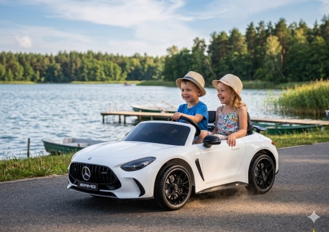 AUTO NA AKUMULATOR DLA 2 DZIECI MERCEDES GT63 AMG DK-GT63 LCD 4X200W 24V