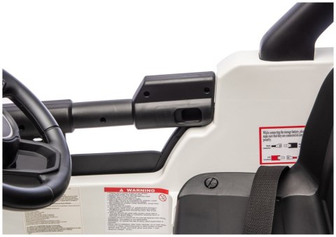 AUTO NA AKUMULATOR DLA DZIECKA JEEP WRANGLER RUBICON 4X200W 24V EVA PILOT