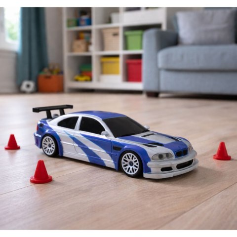 SAMOCHÓD ZDALNIE STEROWANY AUTO RC E46 DRIFT 1:43 15KM/H 4X4 PILOT 2.4 AKU