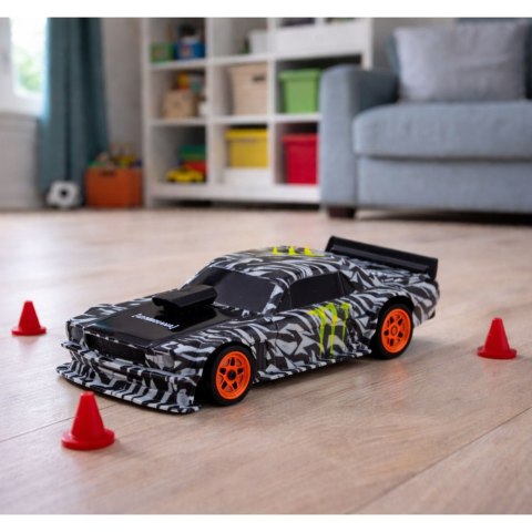 SAMOCHÓD ZDALNIE STEROWANY AUTO RC DRIFT 1:43 15KM/H 4X4 PILOT 2.4 AKUMULATOR