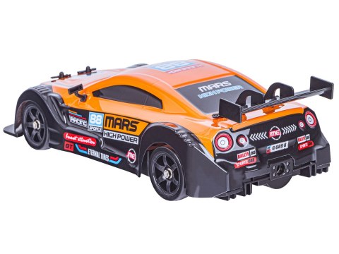 SAMOCHÓD ZDALNIE STEROWANY AUTO RC NISSAN GTR 4X4 DO DRIFTU 1:16 DYM LED PILOT 2.4