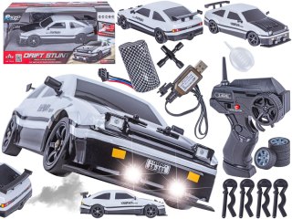 SAMOCHÓD ZDALNIE STEROWANY AUTO RC TOYOTA 4X4 DO DRIFTU 1:16 DYM LED PILOT 2.4