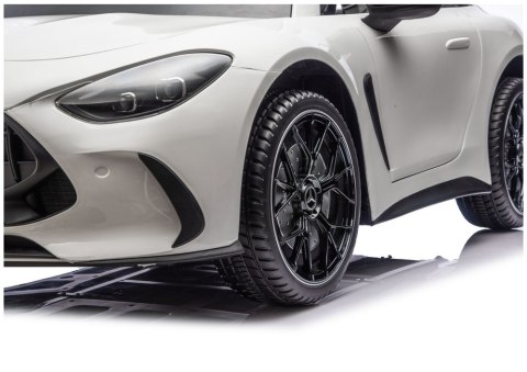 AUTO NA AKUMULATOR DLA 2 DZIECI MERCEDES GT63 AMG DK-GT63 LCD 2X320W CICHY SILNIK