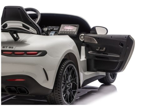 AUTO NA AKUMULATOR DLA 2 DZIECI MERCEDES GT63 AMG DK-GT63 LCD 2X320W CICHY SILNIK