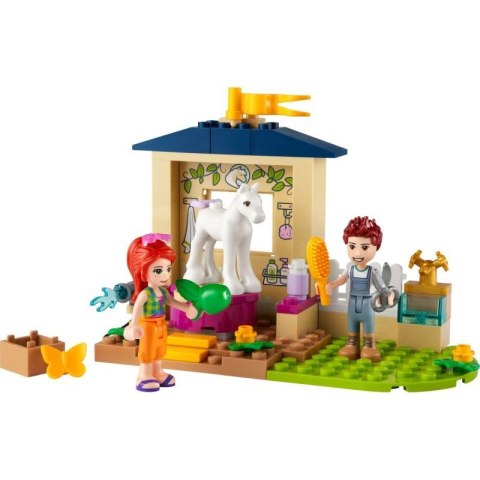 Klocki LEGO Friends Kąpiel dla kucyków w stajni