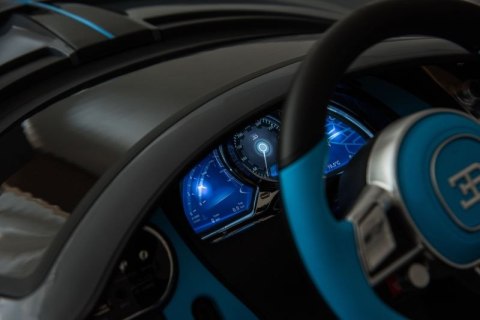 ORYGINALNE BUGATTI DIVO PEŁNA OPCJA, MIĘKKIE KOŁA, MIĘKKIE SIEDZENIE/HL338 ORYGINALNE BUGATTI DIVO PEŁNA OPCJA, MIĘKKIE KOŁA, MIĘKKIE SIEDZENIE/HL338