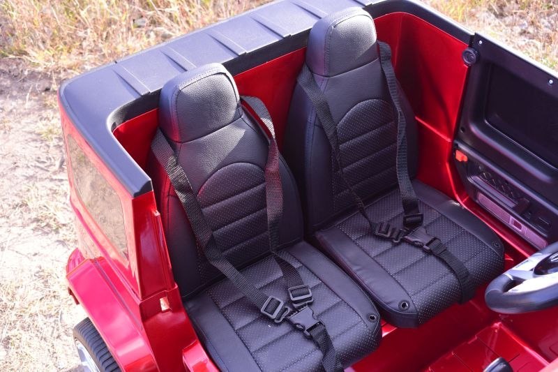 MERCEDES G63 AMG DLA 2 DZIECI, 24V, 4X4, MIĘKKIE KOŁA EVA, MIĘKKIE SIEDZENIE, LAKIER POLEROWANY FULL OPCJA/S-307 MERCEDES G63 AMG DLA 2 DZIECI, 24V, 4X4, MIĘKKIE KOŁA EVA, MIĘKKIE SIEDZENIE, LAKIER POLEROWANY FULL OPCJA/S-307