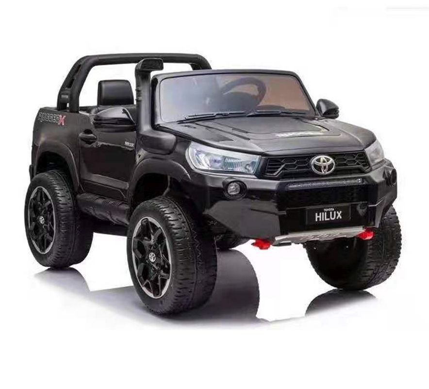 ORYGINALNA TOYOTA HILUX, 2X12V10AH W WALIZCE,MP4, LAKIER, FULL OPCJA 4X4 /DKHL850 ORYGINALNA TOYOTA HILUX, 2X12V10AH W WALIZCE,MP4, LAKIER, FULL OPCJA 4X4 /DKHL850