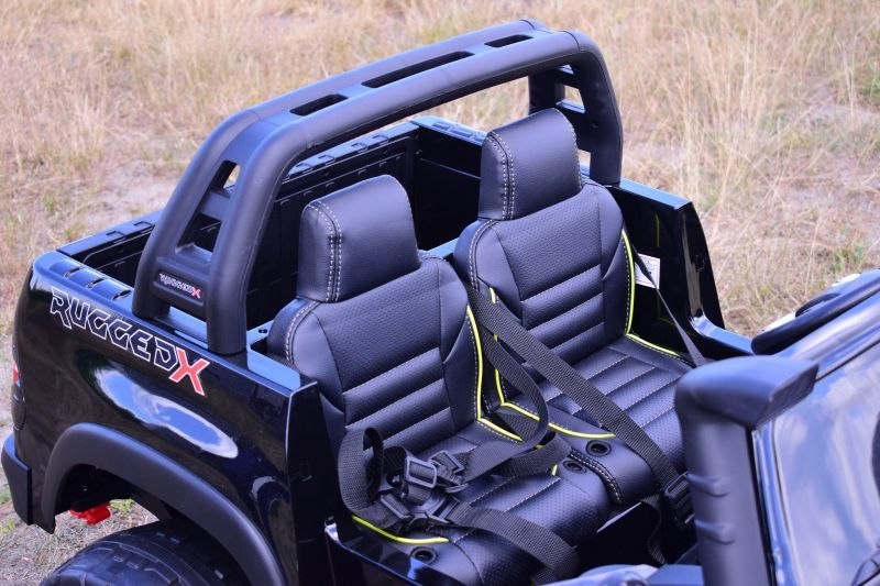 ORYGINALNA TOYOTA HILUX, 2X12V10AH W WALIZCE,MP4, LAKIER, FULL OPCJA 4X4 /DKHL850 ORYGINALNA TOYOTA HILUX, 2X12V10AH W WALIZCE,MP4, LAKIER, FULL OPCJA 4X4 /DKHL850