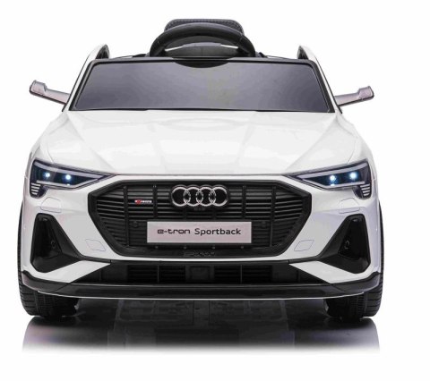 AUTO NA AKUMULATOR AUDI E-TRON SPORTBACK NAJLEPSZA WERSJA/QLS6688 AUTO NA AKUMULATOR AUDI E-TRON SPORTBACK NAJLEPSZA WERSJA/QLS6688
