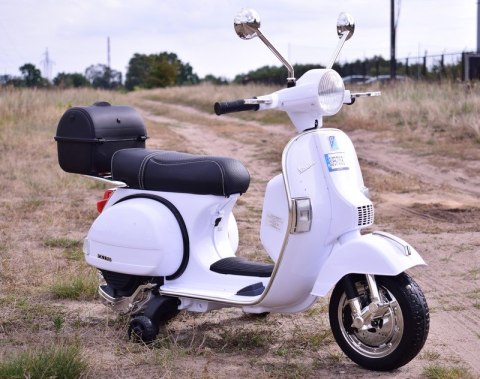 ORYGINALNA VESPA PX150, MIĘKKIE KOŁA, MIĘKKIE SIEDZENIE, KUFEREK/PX150 ORYGINALNA VESPA PX150, MIĘKKIE KOŁA, MIĘKKIE SIEDZENIE, KUFEREK/PX150