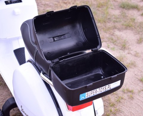ORYGINALNA VESPA PX150, MIĘKKIE KOŁA, MIĘKKIE SIEDZENIE, KUFEREK/PX150 ORYGINALNA VESPA PX150, MIĘKKIE KOŁA, MIĘKKIE SIEDZENIE, KUFEREK/PX150